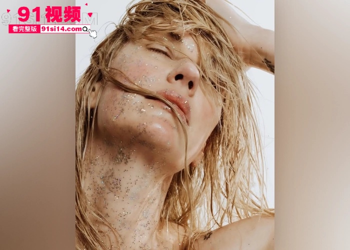 加拿大当红女演员 劳伦·李·史密斯 早期拍摄三级片泄密 化身饥渴母狗野外勾引男人带回家激情做爱 - 图5