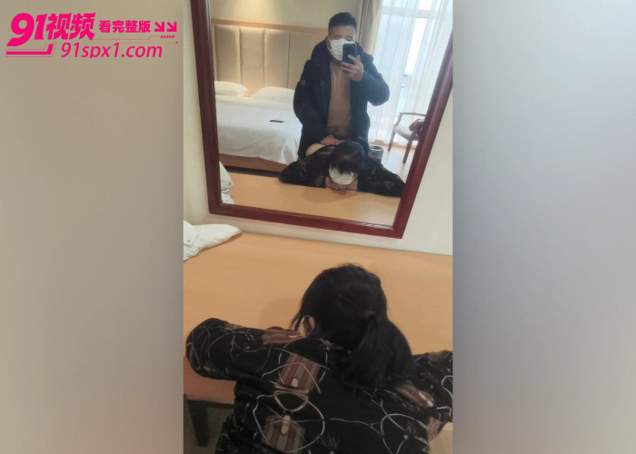 【海角原创】偷好兄弟的家玩弄她的巨乳妈妈 熟女肥逼淫水很多 无套爆操爽翻天 - 图7