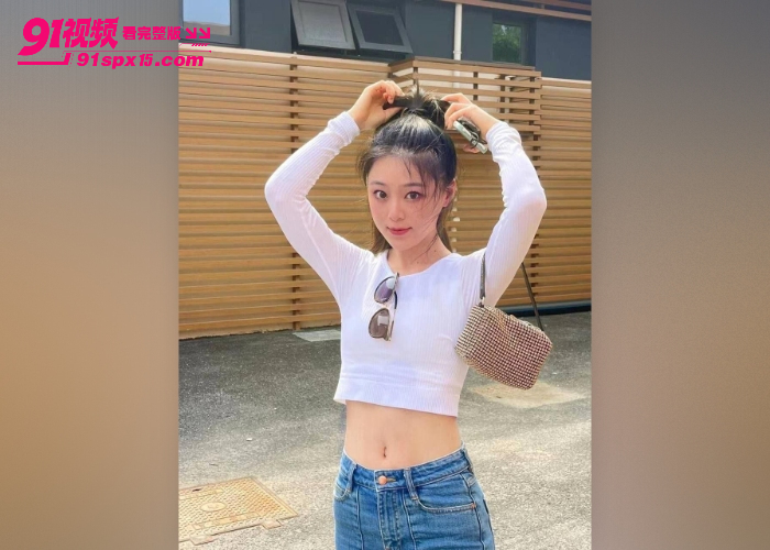河北东方学院 李雅 清纯女大学生A4小蛮腰大屁股反差婊 酒店黑丝足交猛操高潮骚话连连 - 图2