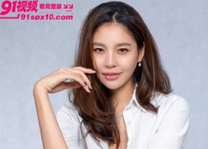 东南亚素颜人妻 极品母狗 蜜桃臀女上位骑乘 高潮痉挛高强度啪啪 - 图1
