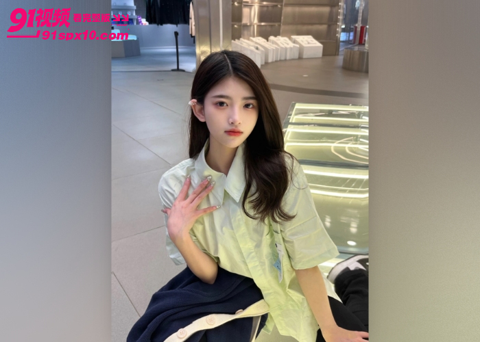 海角原创 谁能懂啊家人们 哥哥憋了一个星期遇到清纯堂妹 香肩美腿无套后入狂操 - 图1