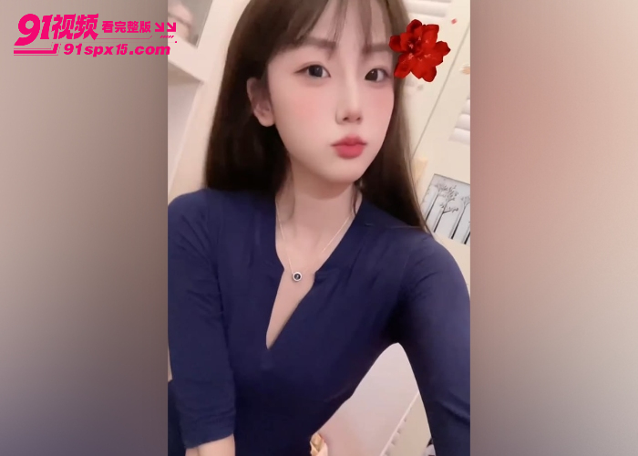 高颜值顶级精神小妹 极限反差婊被富哥微信撩骚 线下调教露脸无套猛操成骚母狗 - 图2