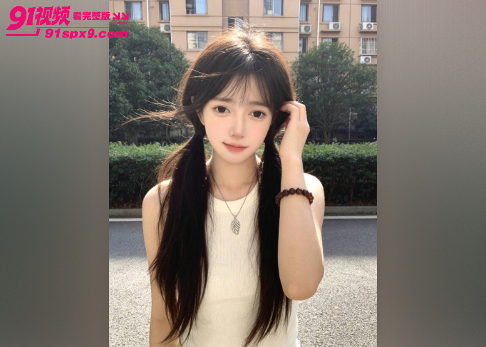清纯学妹放学后酒店密会金主 穿着情趣白丝被操到直喊爸爸 同学老师眼中的乖乖女私下超反差 - 图1