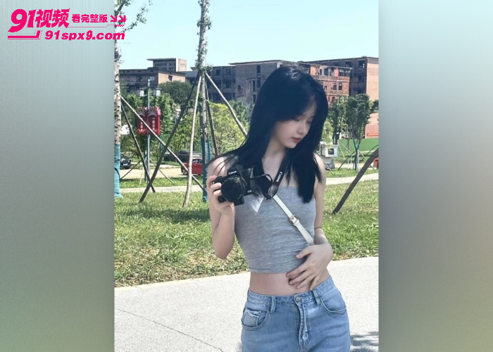  辽宁传媒学院女神 郭奕函 性爱视频流出 露脸口交激情3P 母狗一只主打的就是淫荡 - 图3