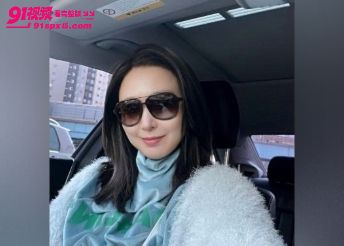极品天然美乳少妇出轨约炮  情趣内衣丝袜诱惑单男 舔逼各种玩弄 骑乘后入猛操高潮浪叫 - 图1