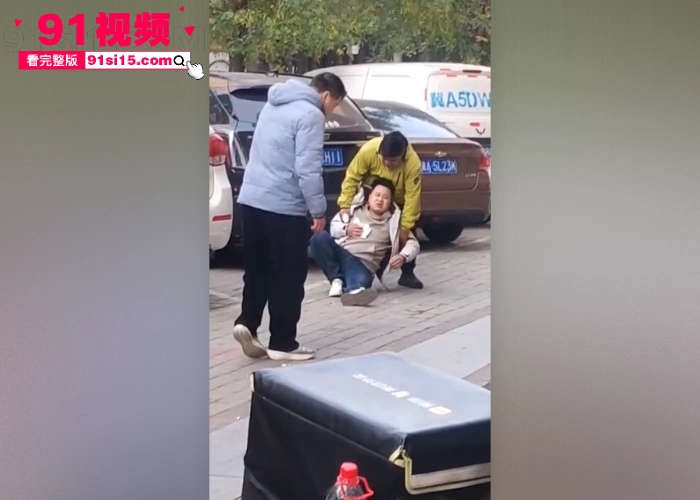 石家庄外卖小哥刀捅站长和副站长 疑似辞职扣款80%导致情绪失控 小哥年纪轻轻令人惋惜 - 图12