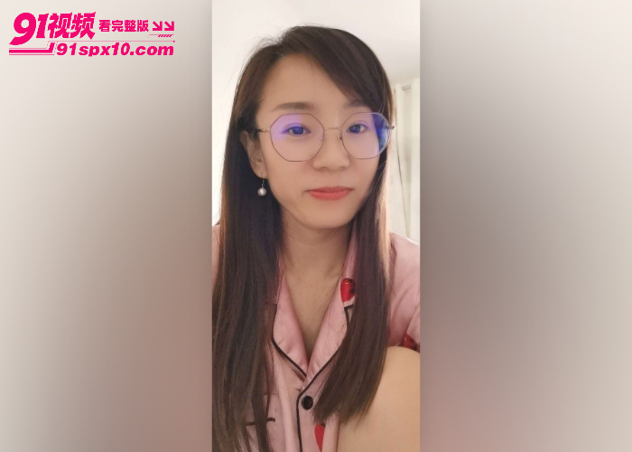 河南洛阳已婚英语老师 许葛菲 夫妻生活没了激情 为了寻求刺激网上认识了个小鲜肉 每天裸聊抠逼发泄心中欲望 - 图2