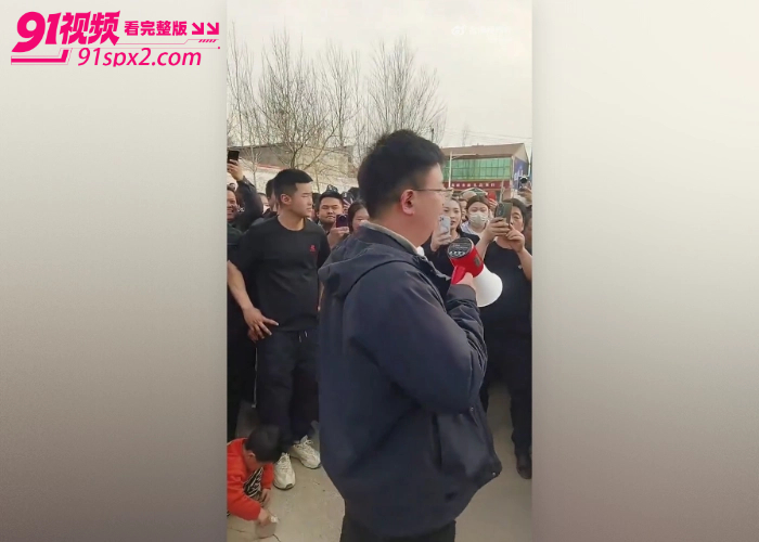 河北魏县郝村7男2女聚众淫乱事件 周志鹏 怒锤妻子 田丽丽 跟堂哥通奸拉闺蜜入局 介绍6男玩群P现场视频曝光火爆全网 - 图6