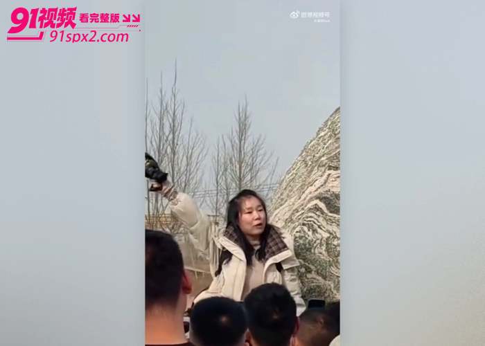 河北魏县郝村7男2女聚众淫乱事件 周志鹏 怒锤妻子 田丽丽 跟堂哥通奸拉闺蜜入局 介绍6男玩群P现场视频曝光火爆全网 - 图8