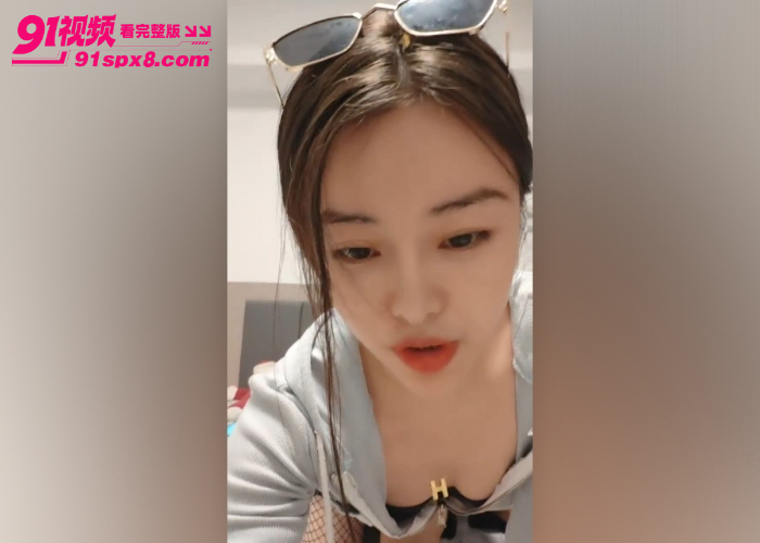高颜值顶级人妻少妇 美乳翘臀黑丝足交 深喉舔蛋榨精 浪劲十足 - 图1