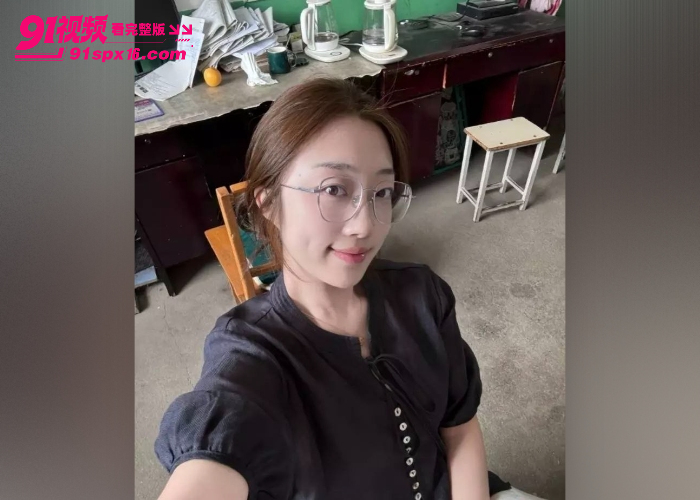 安徽亳州新婚女教师 蒋聘婷 私下大尺度流出 情趣内衣口交做爱反差拉满 - 图3