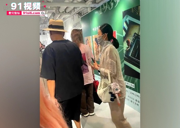 知名导演 徐铮 被爆嫖娼猎艳骚扰画家 刘泽 的妻子 私生活极其混乱 早期嫖娼视频流出 全网疯传 - 图26