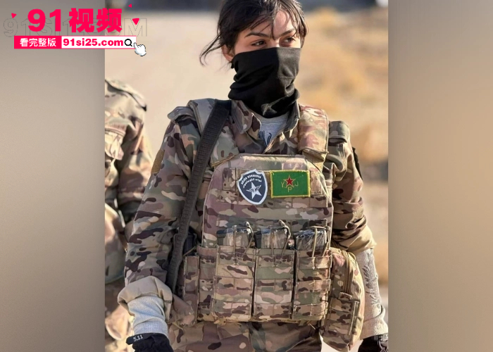 人间地狱停火骗局 叙利亚军方占领 库尔德 聚居区 库尔德女兵 投降遭虐杀 野外被扫射裸体侵犯丢雪山上施暴视频全网疯传 - 图1