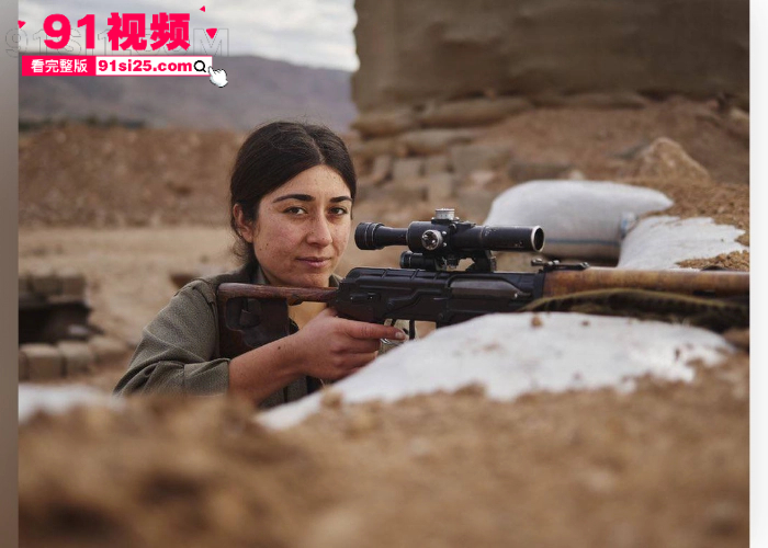 人间地狱停火骗局 叙利亚军方占领 库尔德 聚居区 库尔德女兵 投降遭虐杀 野外被扫射裸体侵犯丢雪山上施暴视频全网疯传 - 图3