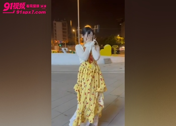 【海角原创】女儿被我当成狗一样调教，滴蜡 狗爬 假鸡巴插逼 玩到高潮喷水 - 图1