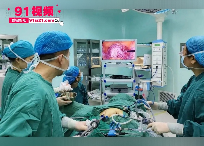 陕西中医药大学附属院直播妇科手术！全程无码暴露患者隐私部位，数万人围观公然开黄腔，白衣天使变身猥琐主播？ - 图18