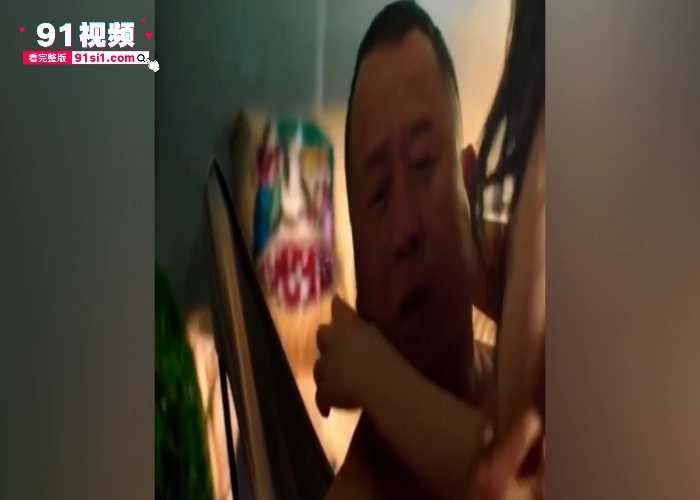 蔡洁 曾志伟 影片全裸啪啪禁播片段流出，网传曾志伟睡过不下百位女星真有实力！ - 图11