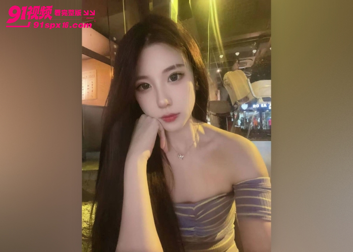 极品性瘾人妻趁老公外出酒店约炮 情趣黑丝口交骑乘后入 高潮射嘴乖乖吞下 - 图2