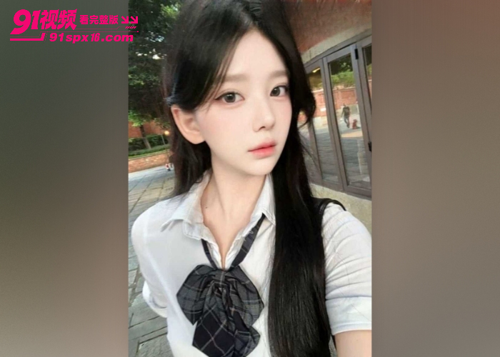 美乳翘臀福利姬 小雨 私拍泄密 情趣内衣诱惑满分 配绝美身材振动棒自慰高潮喷汁 - 图1