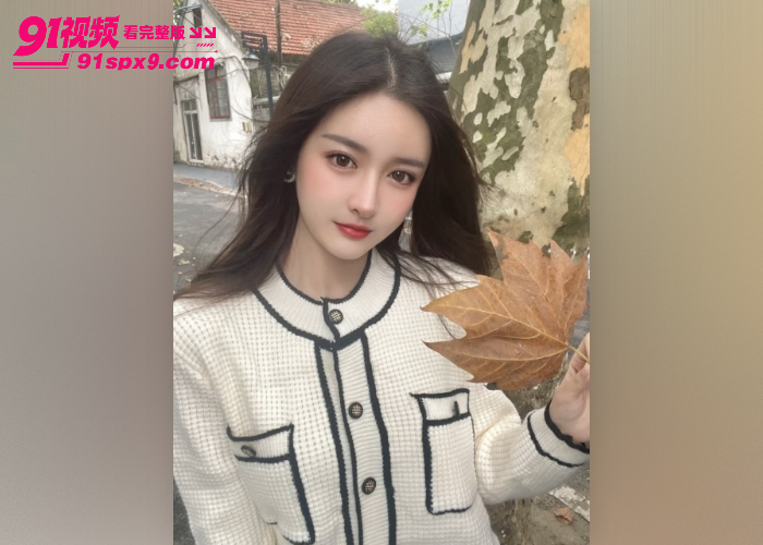 【海角原创】周末约性感小姨子爬山，爬累了小树林做爱 无套后入蜜桃臀经血都干出来了 激情外射刺激十足 - 图2