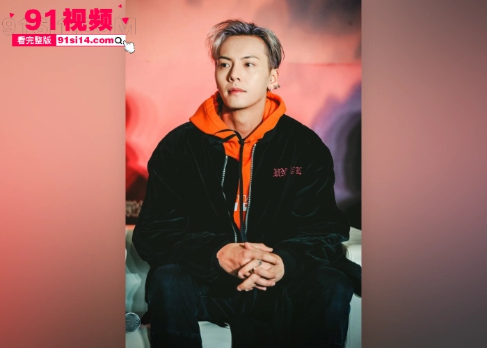 香港艺人 陈伟霆 妻子中国超级名模 何穗 Fashion时装秀 真空露点视频曝光 - 图4