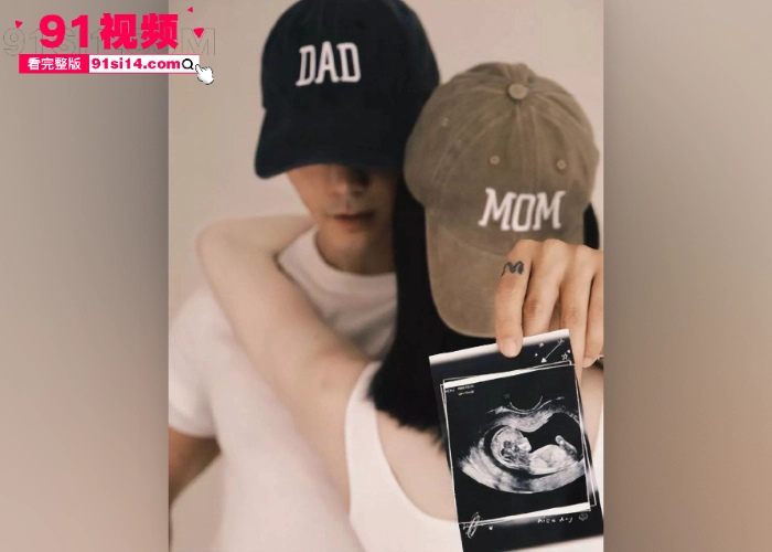 香港艺人 陈伟霆 妻子中国超级名模 何穗 Fashion时装秀 真空露点视频曝光 - 图8