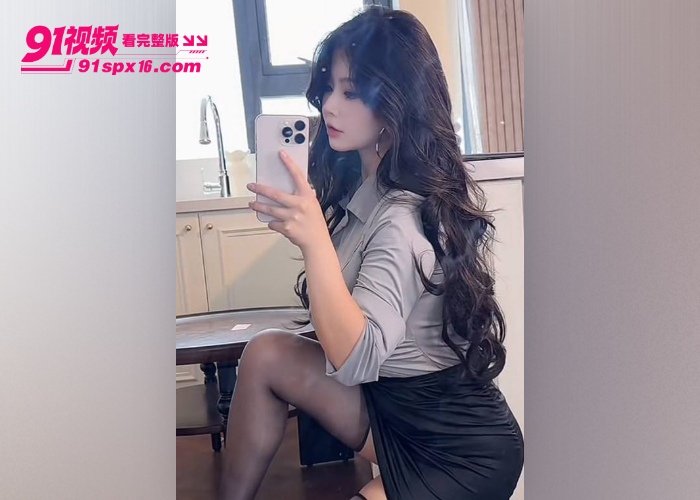 成都女神 杨玉环 巨乳肥臀一键裸身 软弹大奶扭腰奶波翻涌 乳晕粉嫩想埋进去 - 图1