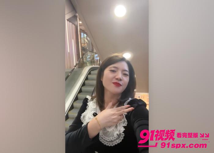 贵州榕江荒野求生赛被紧急叫停 选手曝出惊天桃色大瓜女选手 优雅姐姐 和组长树林偷情视频曝光全网疯传 - 图6