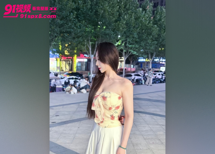 高颜值人妻 张妤欣 出轨金主客户粉嫩白虎逼被干的淫水直流叫声超浪 最后忍不住射里面 - 图8