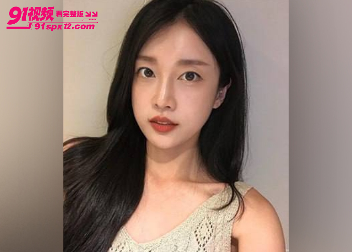【海角原创】早上起来发现嫂子一个人在厨房做饭，看着性感的身材忍不住调戏她 最终沦为我的母狗 - 图1