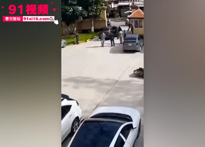 柬埔寨大嫂劫狱 一女子混进法院给囚犯送枪囚犯转身朝警察开枪6人逃跑 完整版监控曝光果然大哥的女人都不简单 - 图5