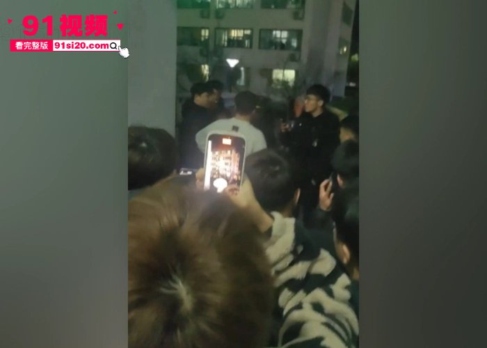 山东职业学院 大三学生偷外卖被抓到遭百人围观这下全校出名了 为了省十几块丢一辈子脸 - 图6