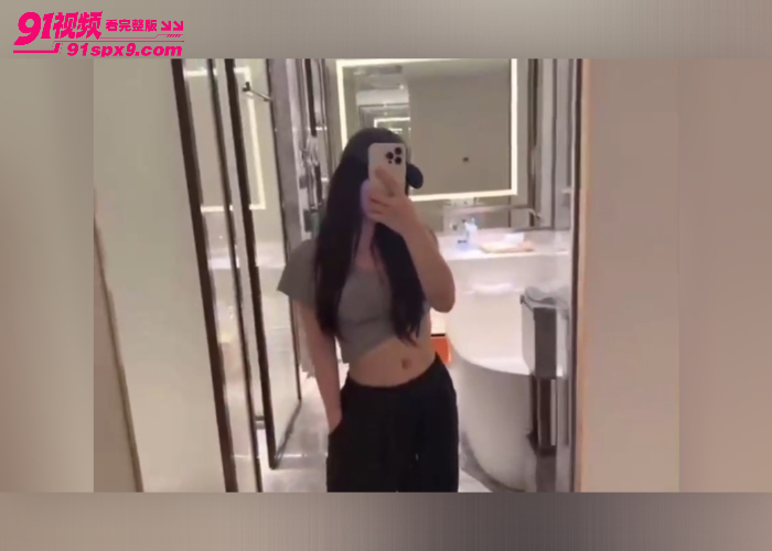 上海约炮记体验当鸡的一天日常Vlog 穿上情趣内衣厕所调情 撅着屁股被操的还没高潮就射了 真扫兴 - 图4