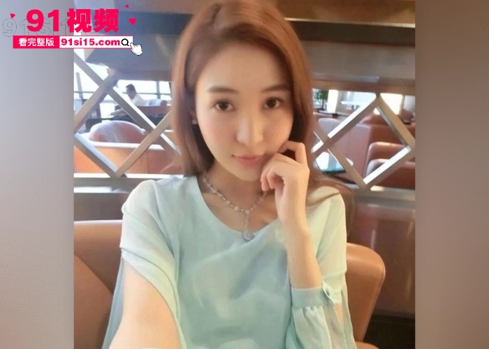 曾经火爆全网的女歌手 郭美美 近期炫富被封杀冲上抖音热搜 早期开设赌场卖淫入狱 绝版露脸口交视频被曝光 看到就是赚到 - 图7