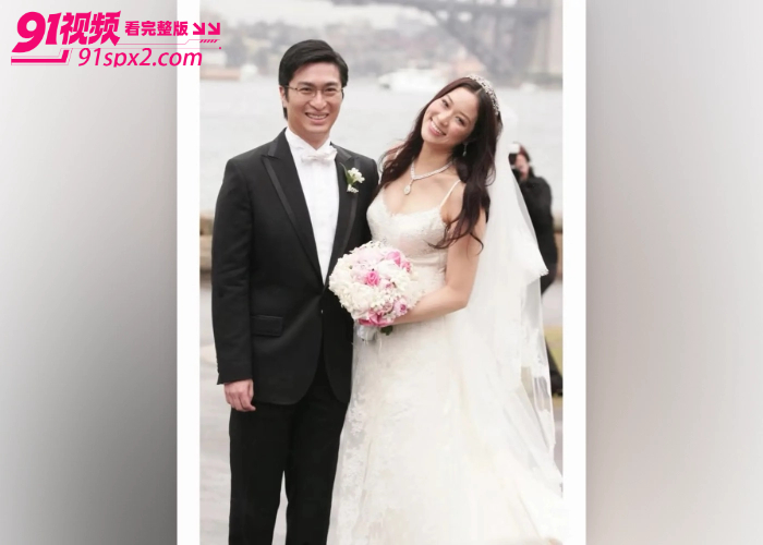 香港富豪 李嘉诚 控告艺人 周秀娜 诽谤骚扰疑似十年私情曝光 不雅视频外泄全网疯传 - 图3