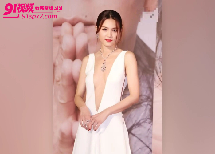 香港富豪 李嘉诚 控告艺人 周秀娜 诽谤骚扰疑似十年私情曝光 不雅视频外泄全网疯传 - 图7