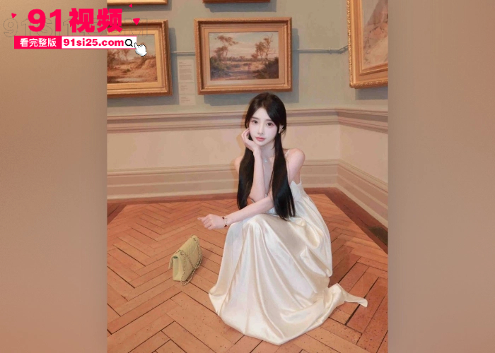 【海角原创】禁忌诱惑亲妹妹穿着情趣制服跳蛋自慰 视觉暴击无法抵抗 最后又内射了 - 图1