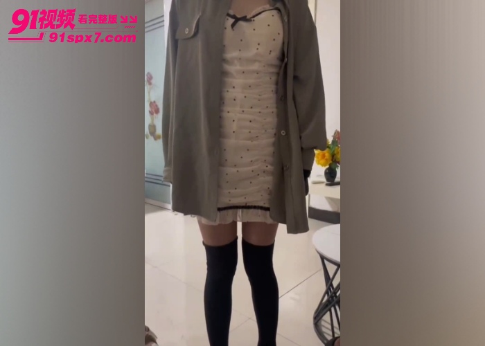 【海角原创】和极品女儿玩速度与激情 就赌操完她老婆还没回家 猛干粉嫩无毛逼到喷水 - 图2