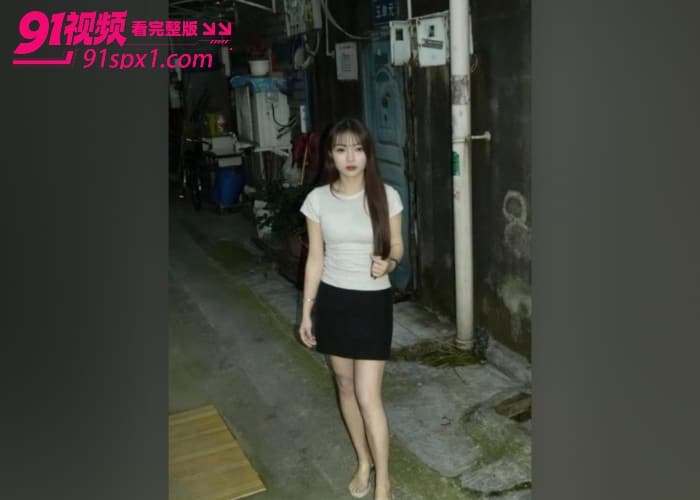  扫街大神带你第一视角探店 钟爱熟女去各种人妻少妇家里打炮偷拍视频流出 不得不说服务真不错 - 图9