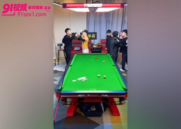 百万网红 苏A台球 直播事故参加大亮哥比赛惨遭 宋野 闯入扇耳光 暴力冲突录屏全过程曝光 - 图10