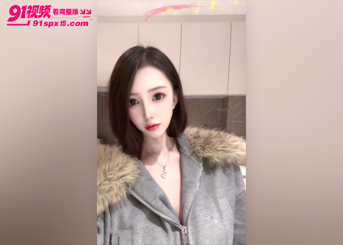 极品少妇平时浪叫太大 没穿内裤来隔壁借东西 被邻居无套后入白虎穴爽到叫老公 - 图3