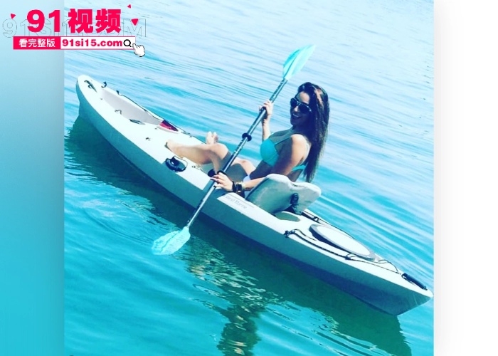 西班牙巨乳女演员 Liana Mendoza  早期为了赚钱下海拍片 被非洲大黑屌暴力抽插 淫叫不断 - 图4