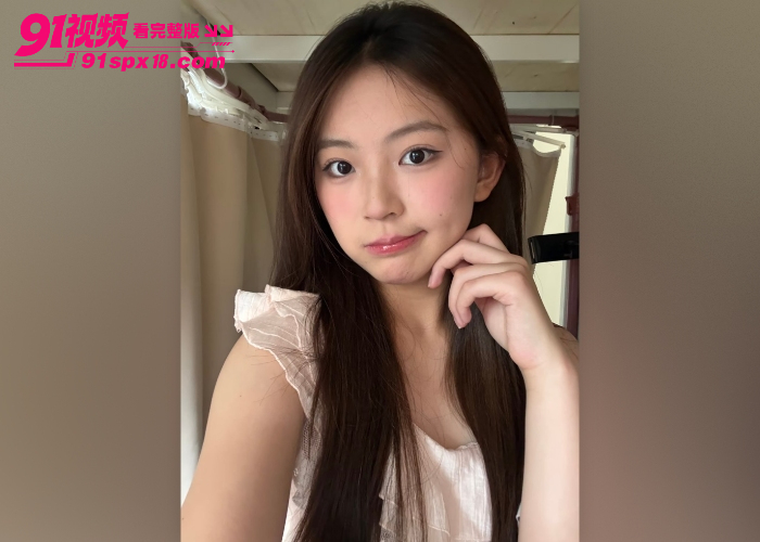 极品学生妹翘课约会 男友视角拍摄女上位骑乘 骚逼痒得不行 蜜桃翘臀太诱人了 - 图2