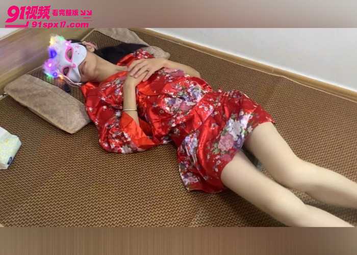 海角原创 单身汉哥哥趁妹妹睡着揉嫩穴 穿和服当春梦任由无套操高潮内射 - 图6