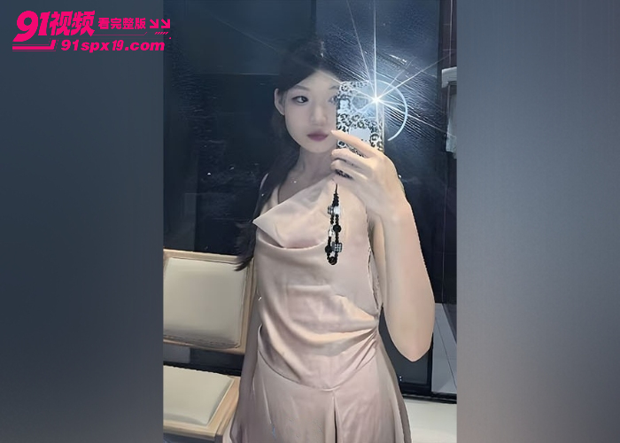 河北廊坊 王莹莹 性爱视频 樱桃小嘴死命吞吐 喉咙直顶龟头狂吮 堪称教科书级别淫技 - 图3