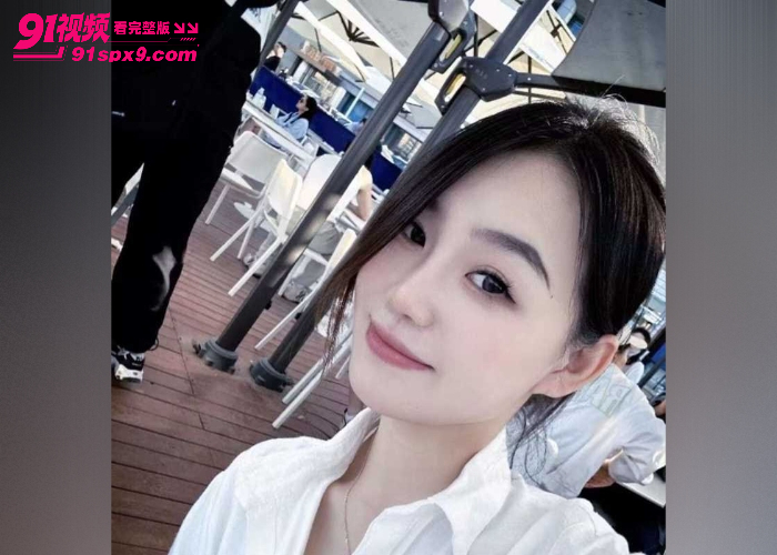 黑龙江极品美少妇  深夜饥渴约炮给情人 舔脚 毒龙 无套猛干骚穴 压抑很久的欲望彻底爆发 - 图1