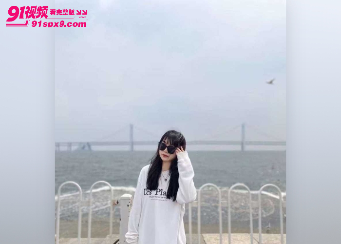 黑龙江极品美少妇  深夜饥渴约炮给情人 舔脚 毒龙 无套猛干骚穴 压抑很久的欲望彻底爆发 - 图2