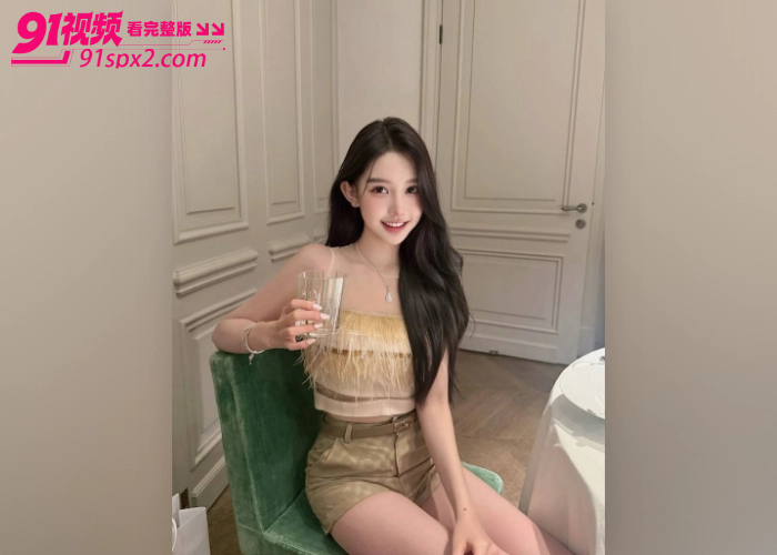 中国金融女主管终极黑化 三约黑人被轮番上阵干到失神操的她哭着说 以后只做黑爹的母狗 - 图1
