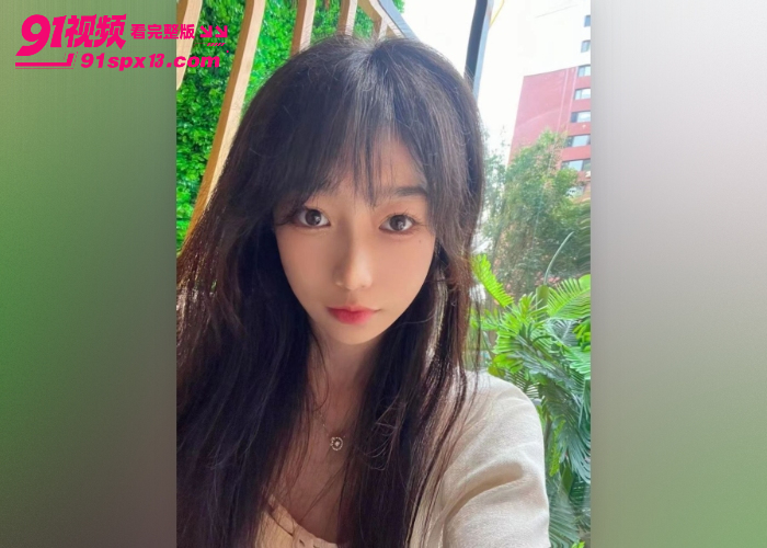 辽宁大学清纯学生妹 黄婷 年纪小奶子特别大 和男友开房初尝禁果 粉嫩逼被操呻吟娇喘 - 图2