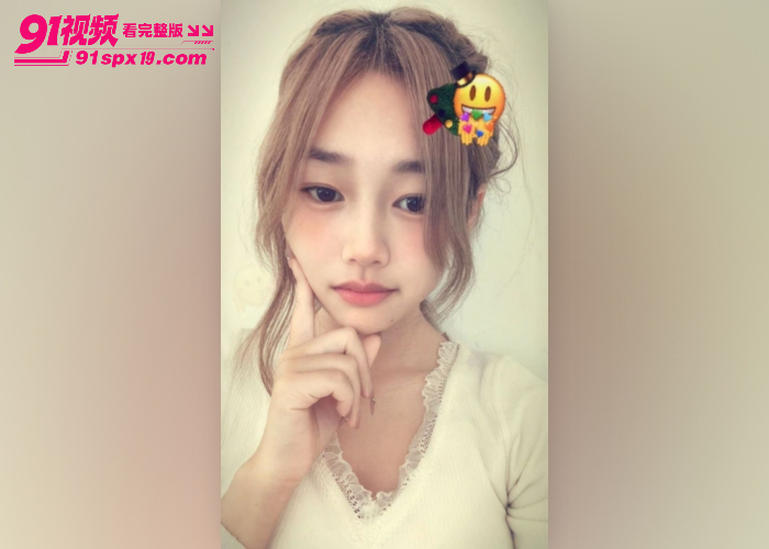 颜值清纯乖乖大学生 私下在酒店和男友约炮 主动穿情趣JK制服被花式猛操 - 图2